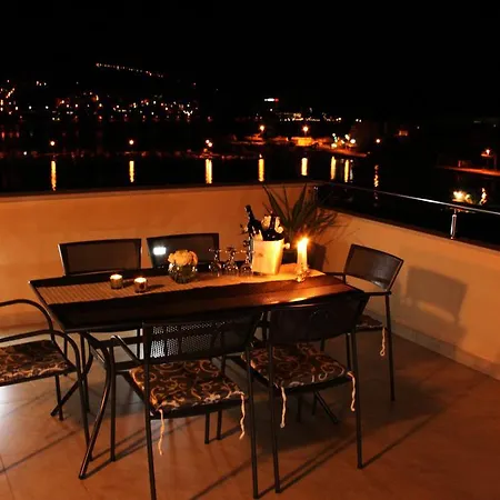 アパート One Vision *